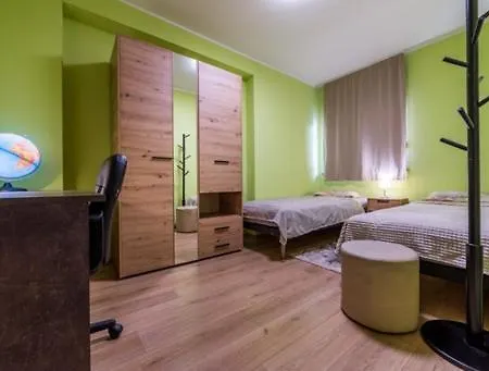 Apartament Karlo Čavle